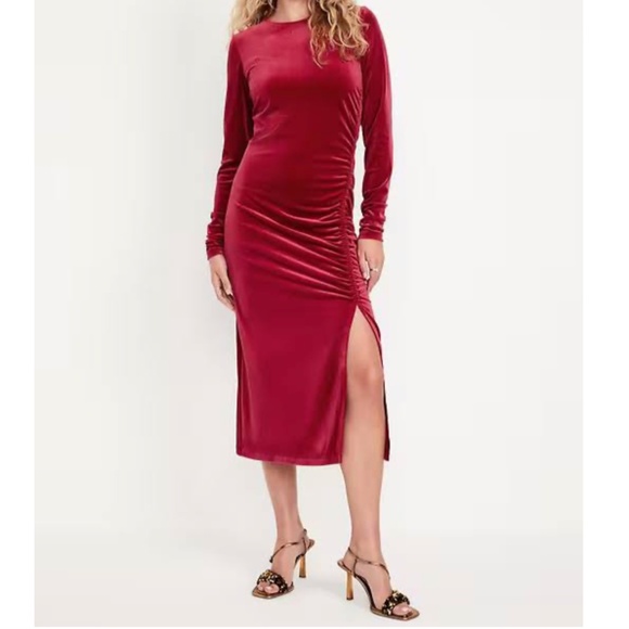 Old Navy Red Velvet Ruched Midi Dress Medium Petite - Picture 1 of 12